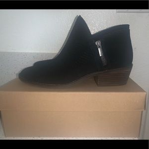 Brand New Lucky Brand WOMENS Boot